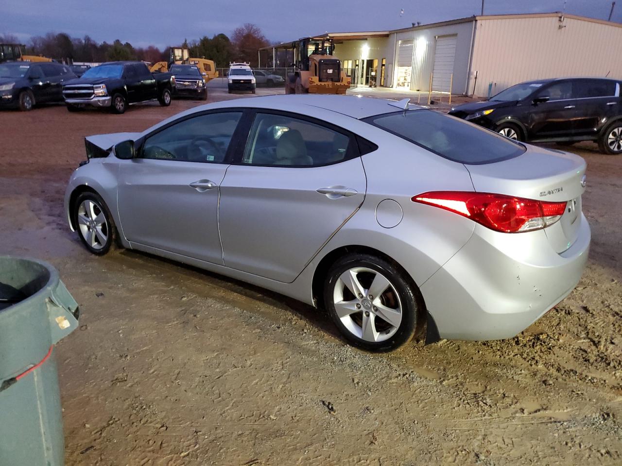 VIN 5NPDH4AE8DH291271 2013 HYUNDAI ELANTRA no.2