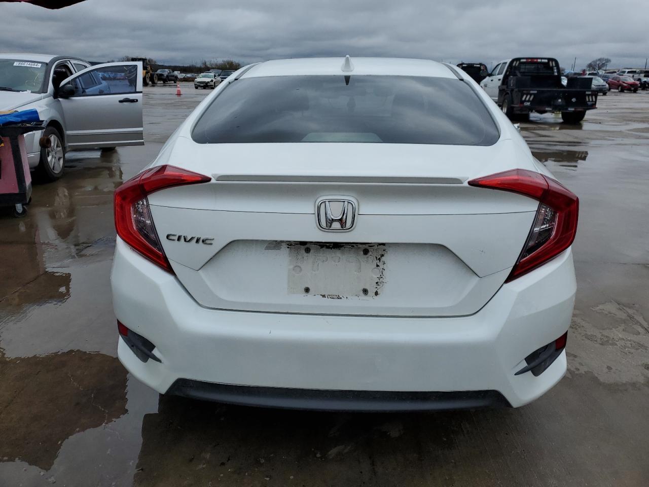 2018 Honda Civic - Image 6