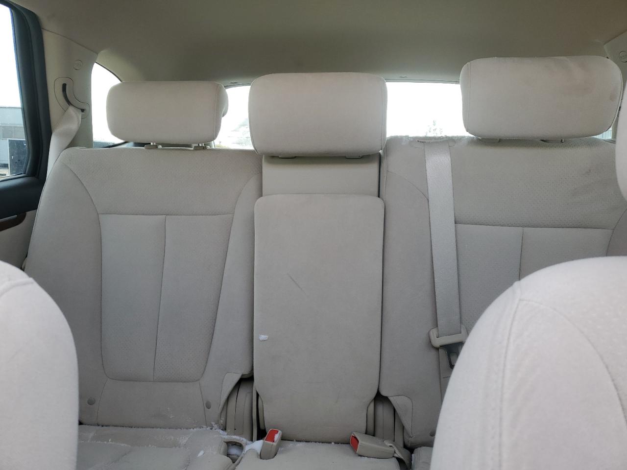 2008 Hyundai Santa Fe - Image 10