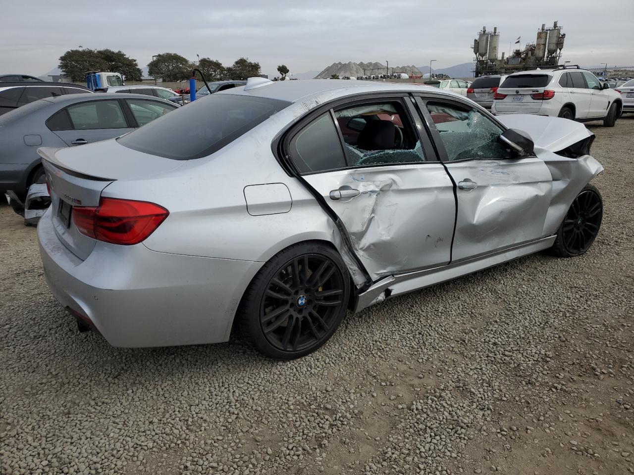 VIN WBA8B3G5XGNT62458 2016 BMW 3 SERIES no.3