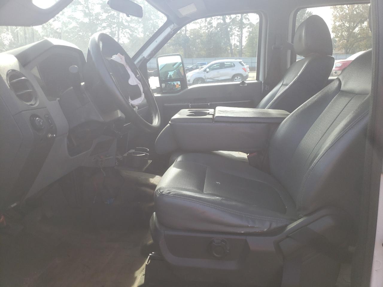 2015 Ford F250 - Image 7