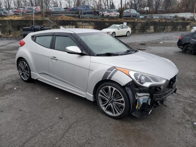  HYUNDAI VELOSTER 2016 Сріблястий