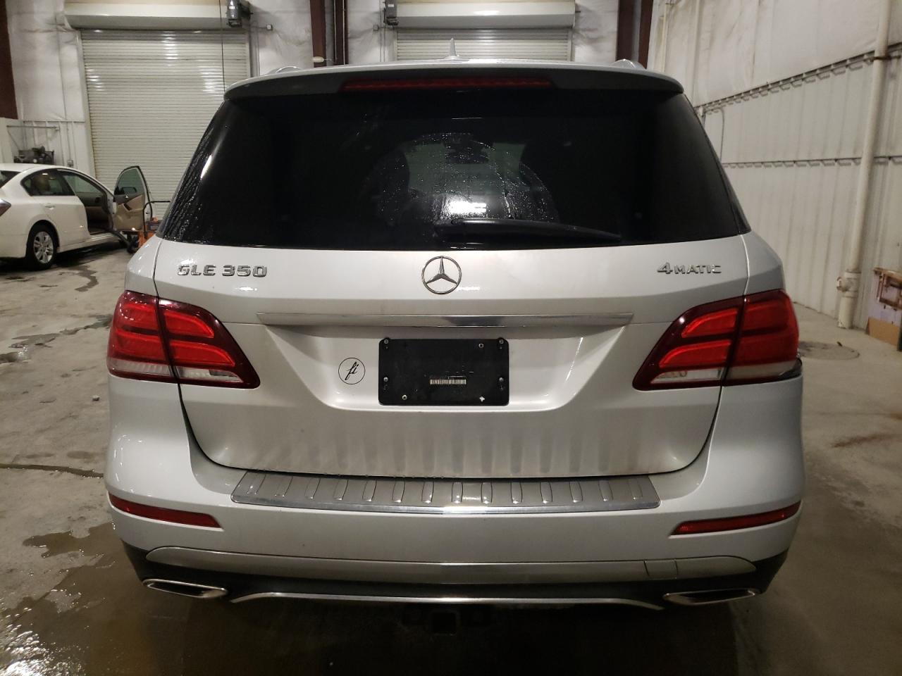 2016 Mercedes-Benz GLE - Image 6