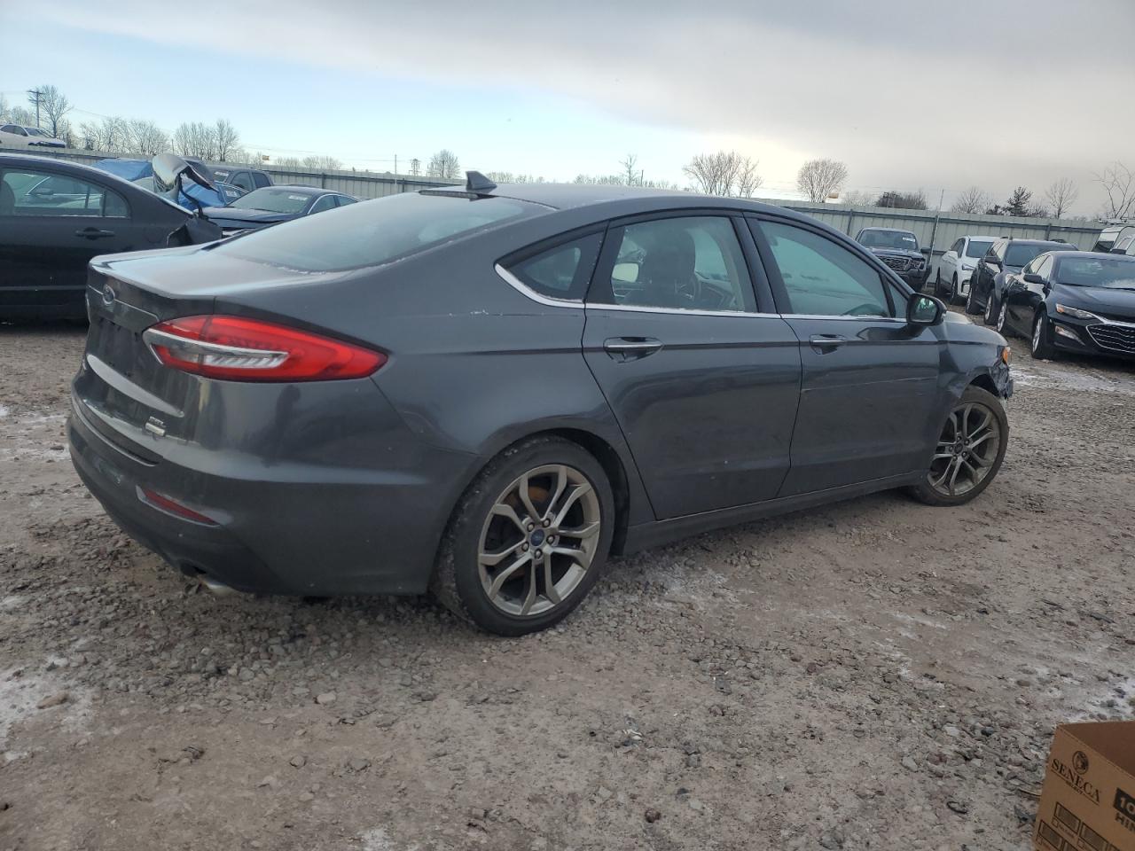 VIN 3FA6P0CD8LR119493 2020 FORD FUSION no.3