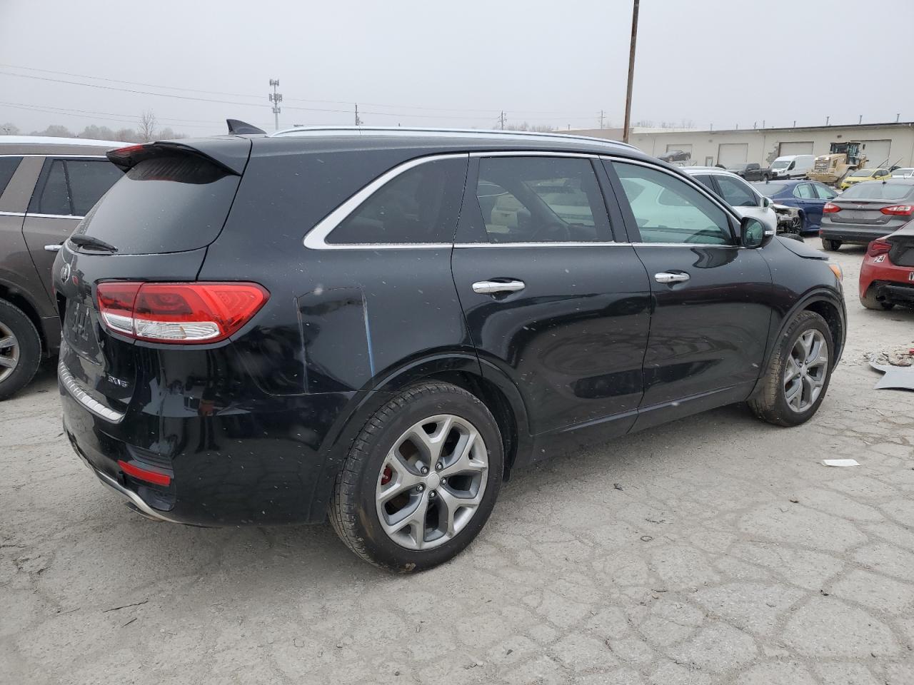 VIN 5XYPKDA59HG273244 2017 KIA SORENTO no.3