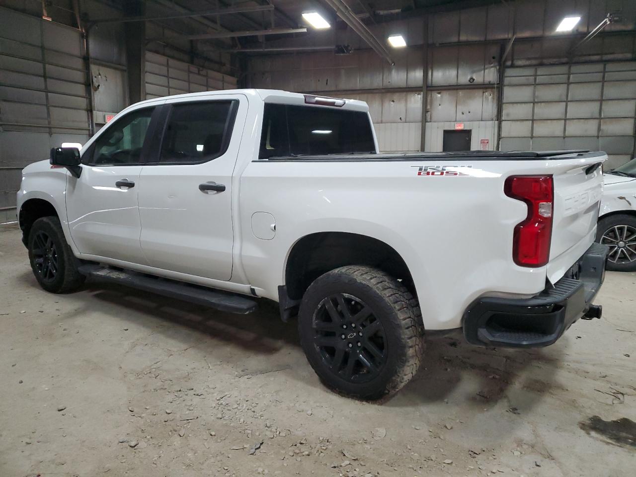 2019 Chevrolet Silverado - Image 2