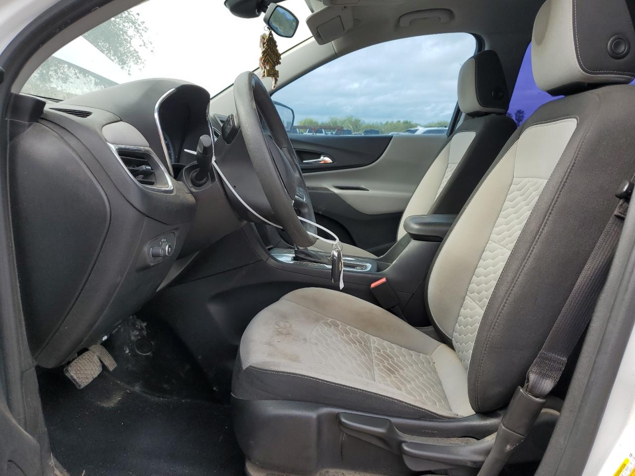 2020 Chevrolet Equinox - Image 7