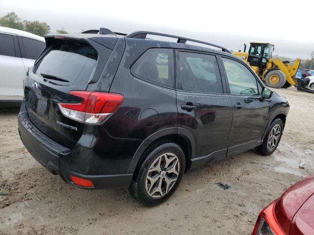  SUBARU FORESTER 2021 Черный