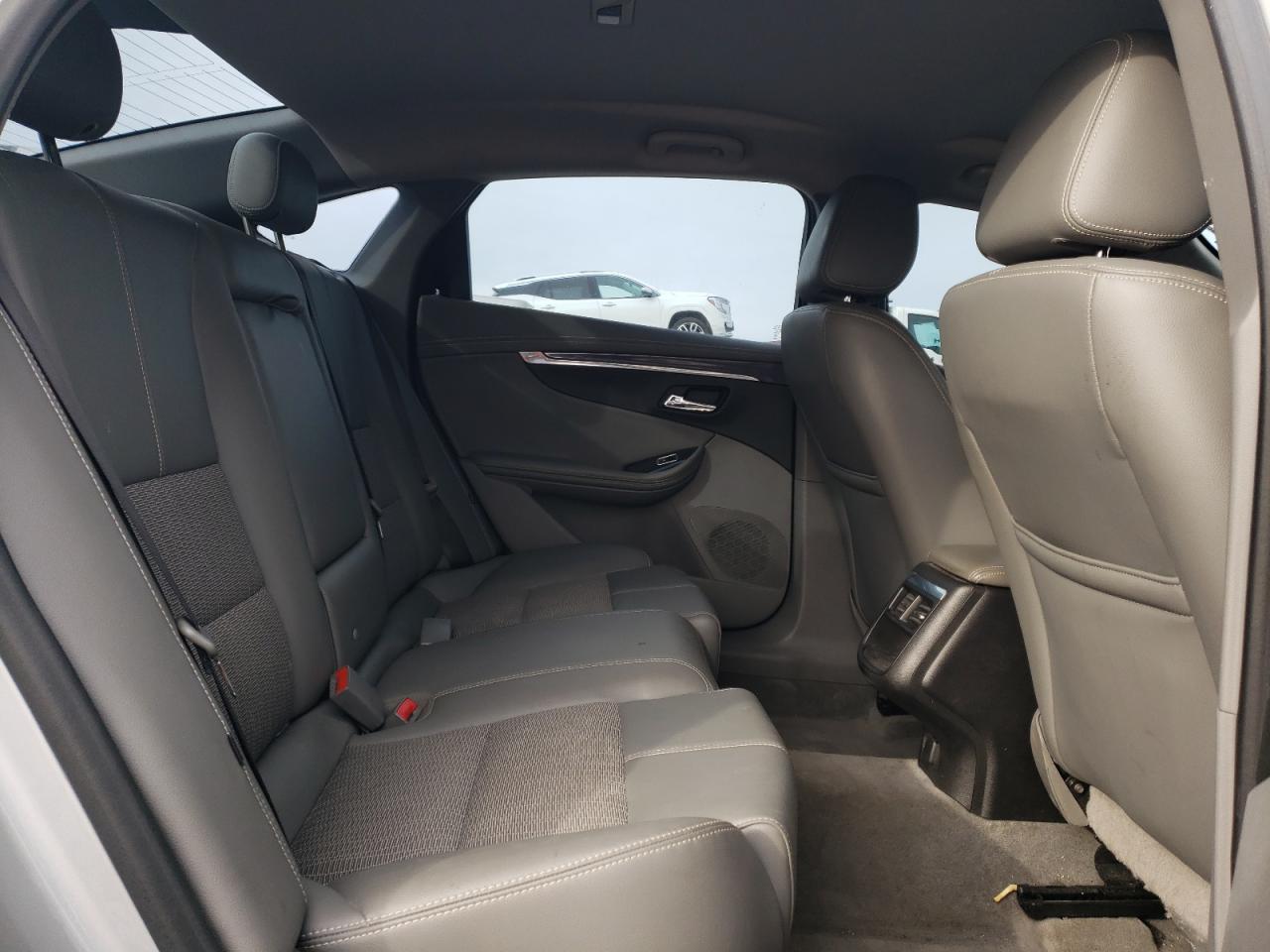 2016 Chevrolet Impala - Image 10