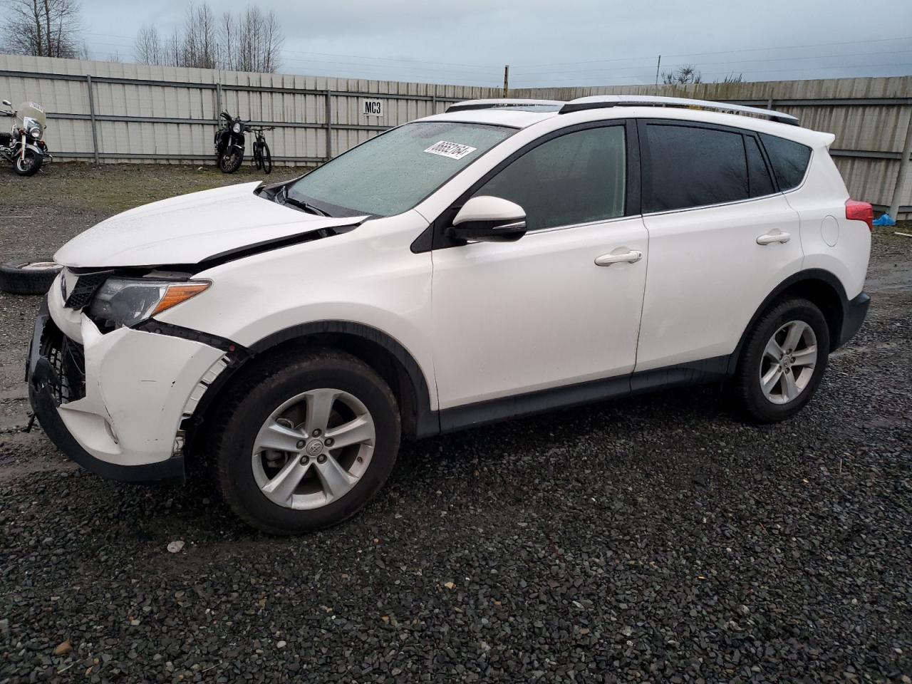 VIN JTMRFREV0ED090085 2014 TOYOTA RAV4 no.1