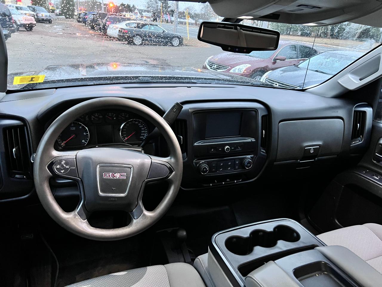 2016 GMC Sierra - Image 9