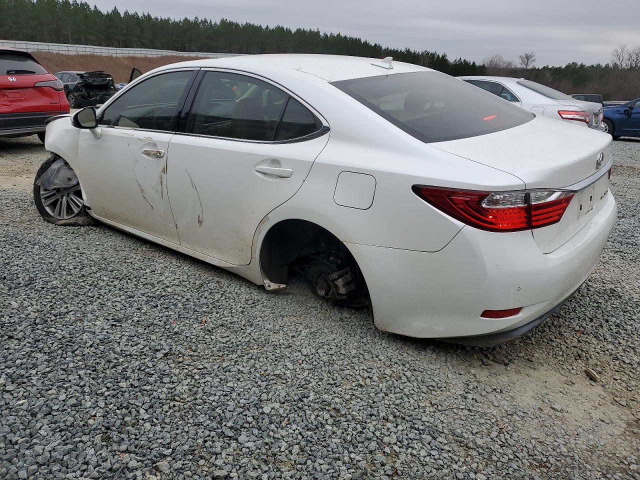 2013 Lexus ES - Image 2