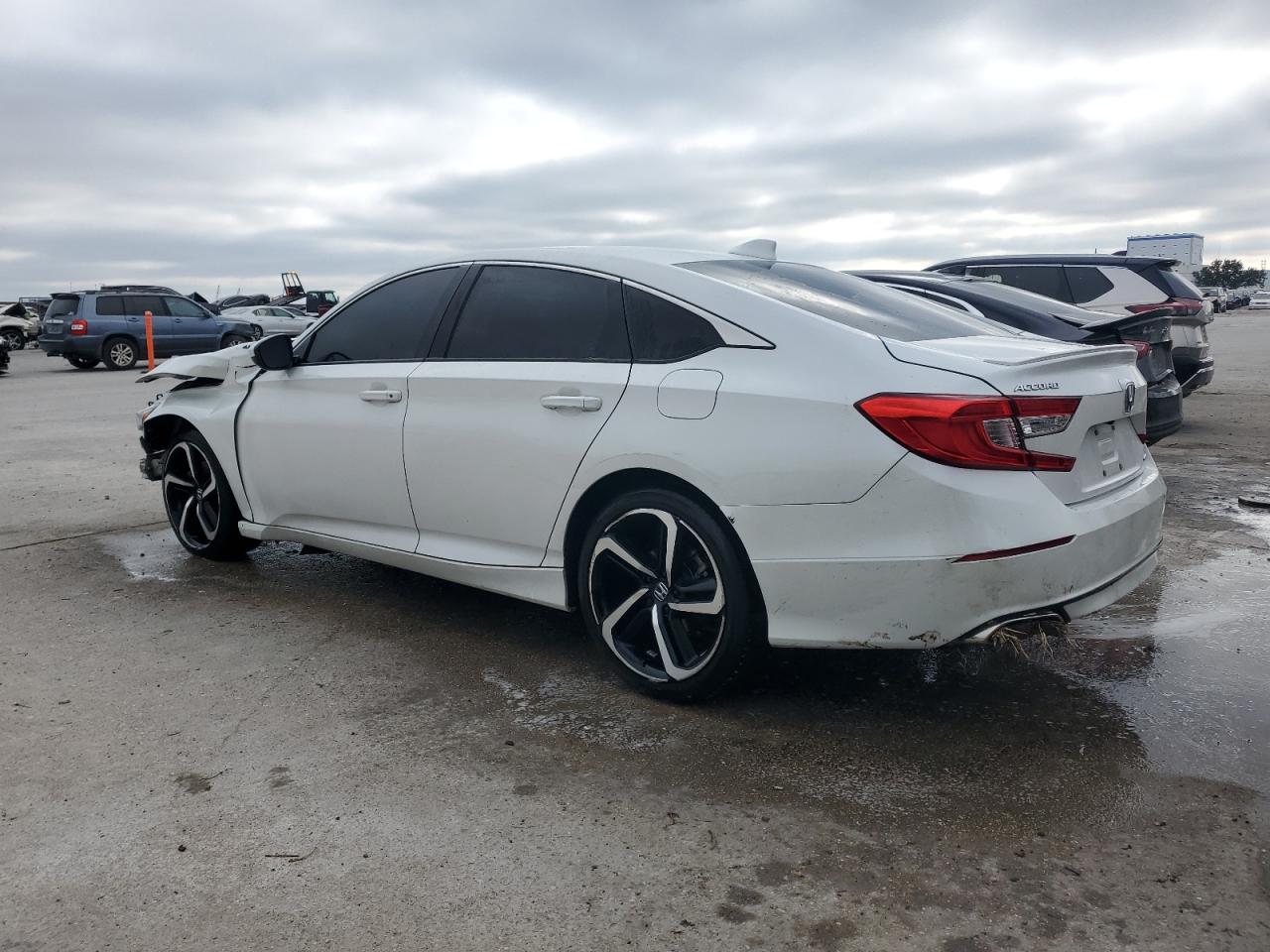 VIN 1HGCV1F39KA067264 2019 HONDA ACCORD no.2