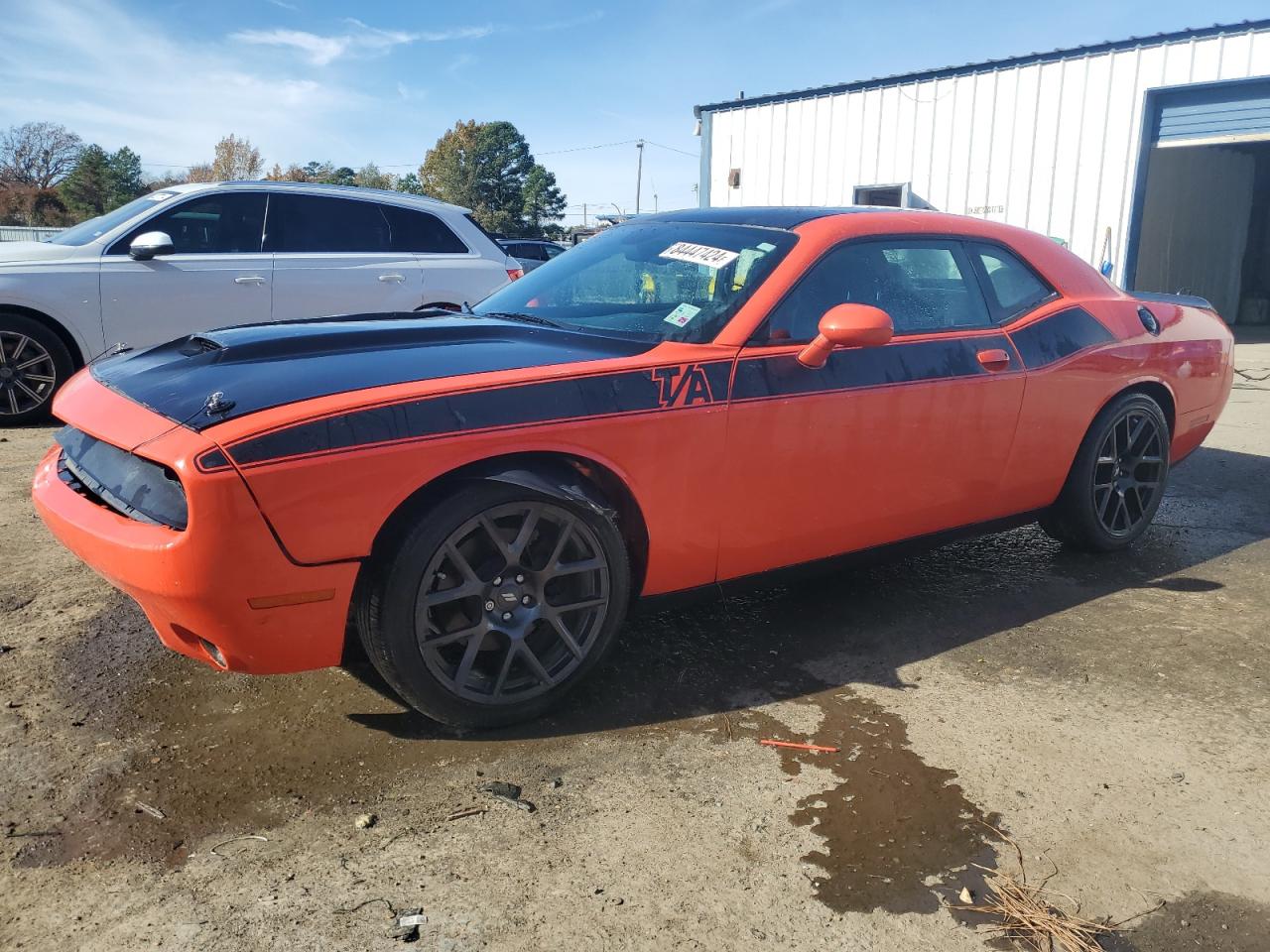 VIN 2C3CDZBT3JH219338 2018 DODGE CHALLENGER no.1