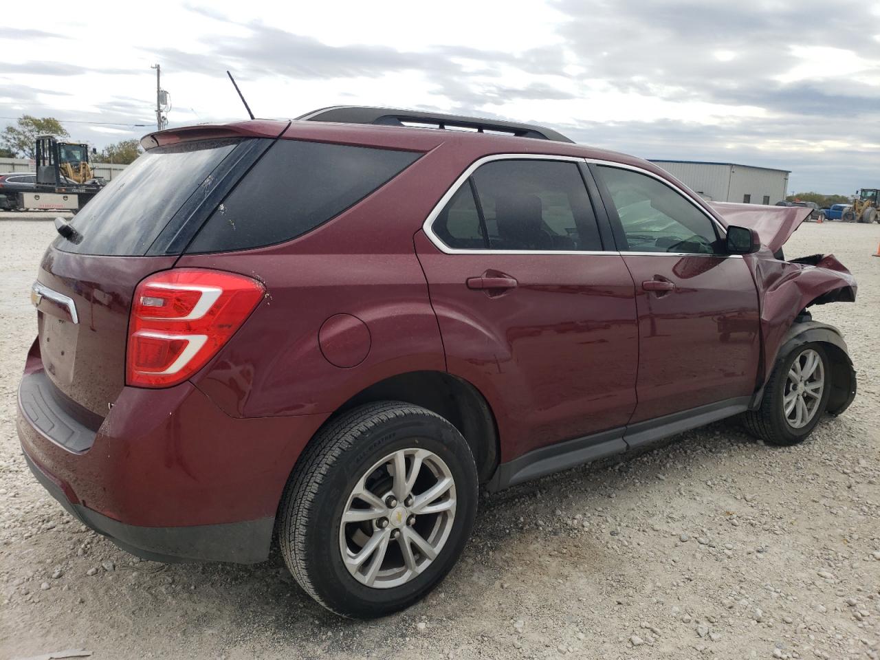 2017 Chevrolet Equinox - Image 3