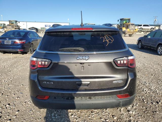  JEEP COMPASS 2018 Серый