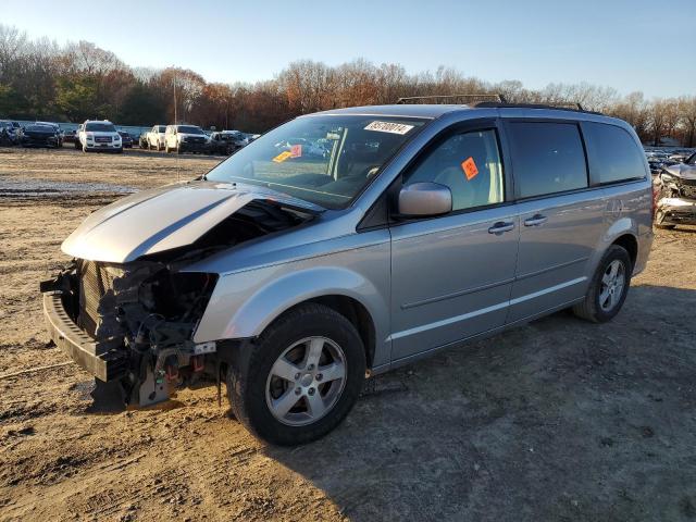 Minivans DODGE CARAVAN 2013 Silver