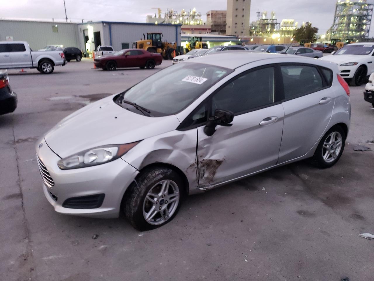 VIN 3FADP4EJ1KM130896 2019 FORD FIESTA no.1