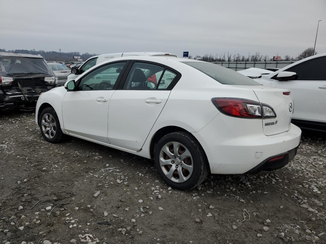 2011 Mazda 3 - Image 2