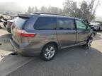 2017 Toyota Sienna Le продається в Van Nuys, CA - Front End