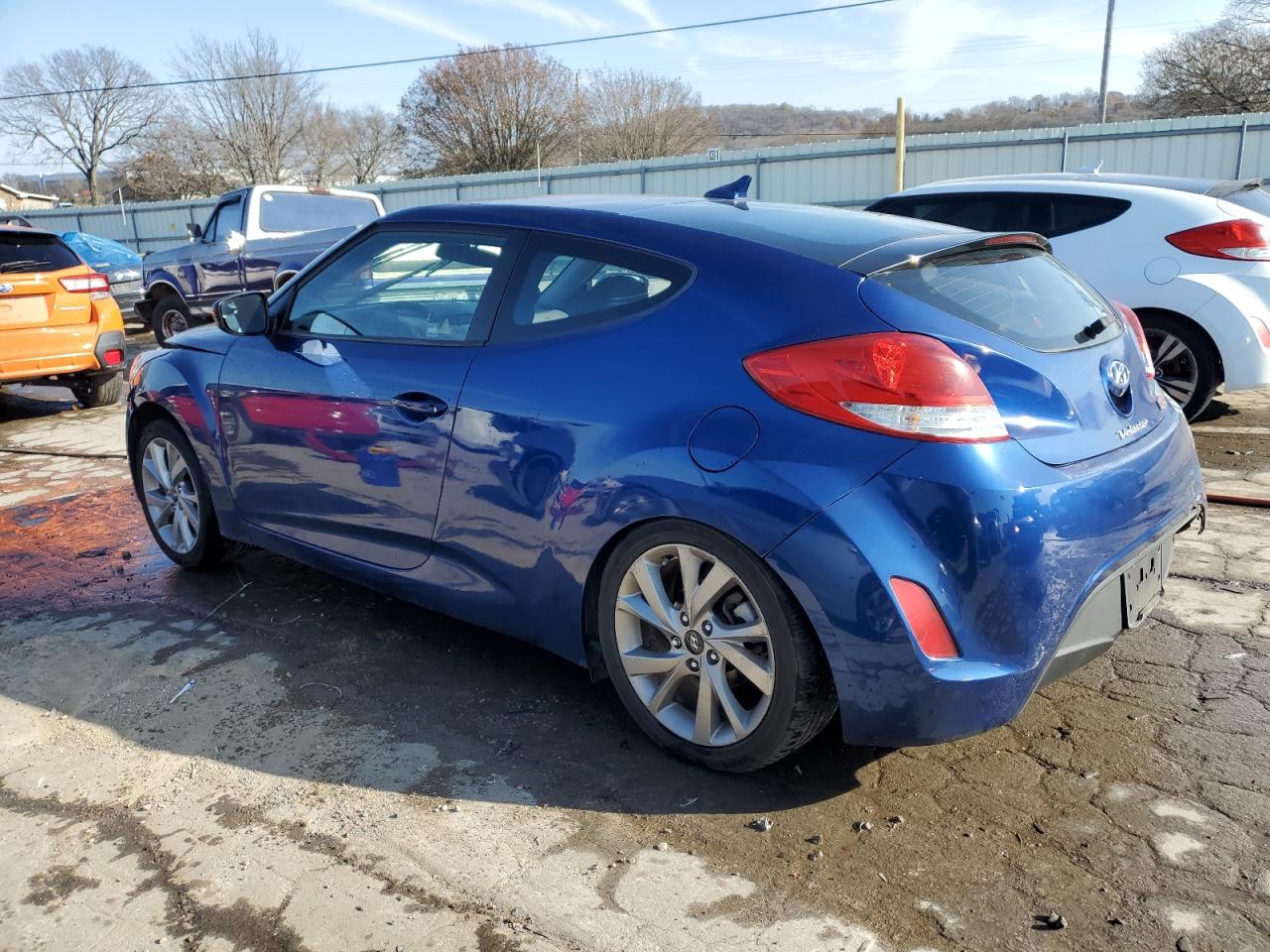 VIN KMHTC6AD3GU270010 2016 HYUNDAI VELOSTER no.2