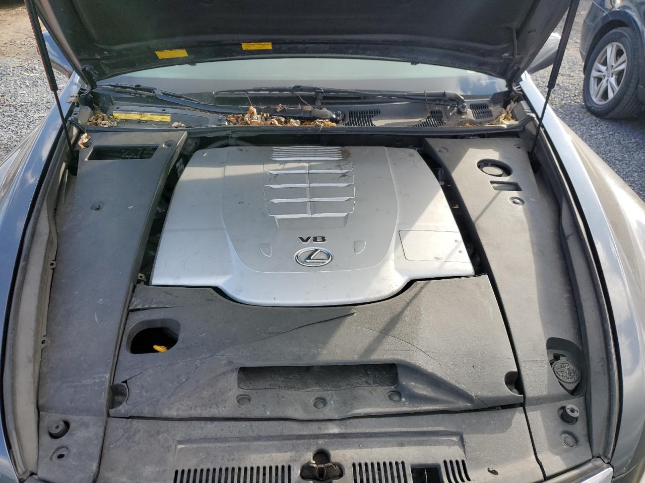 2007 Lexus LS - Image 11