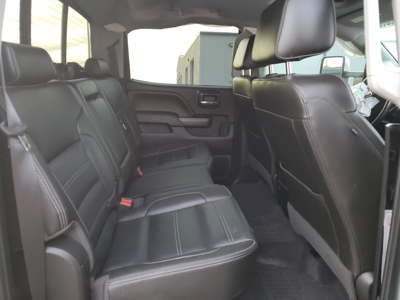 2019 GMC Sierra - Image 10