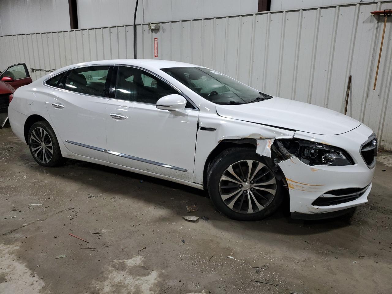 VIN 1G4ZP5SS3HU161649 2017 BUICK LACROSSE no.4