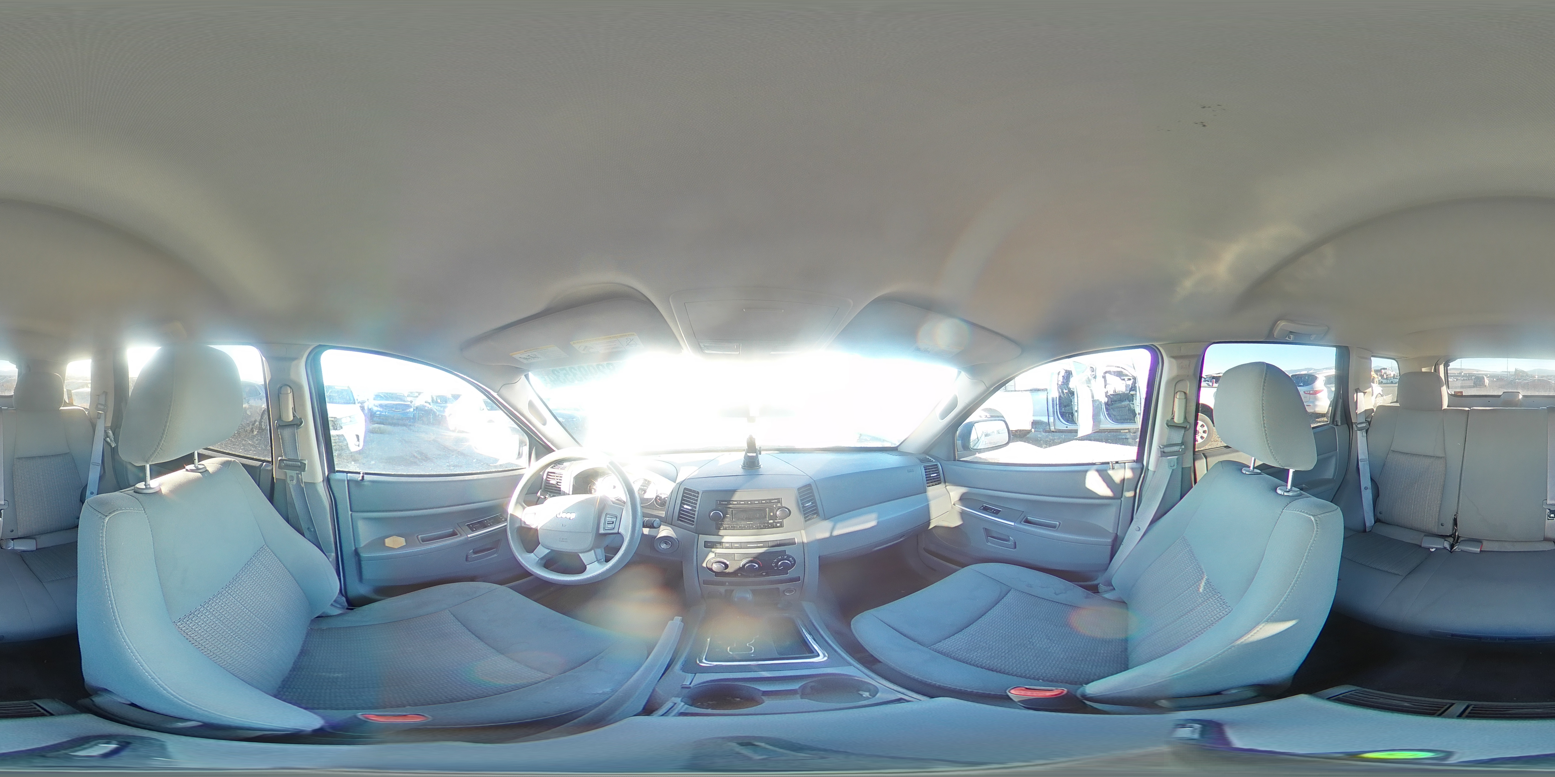 2007 Jeep Grand Cherokee - Image 13