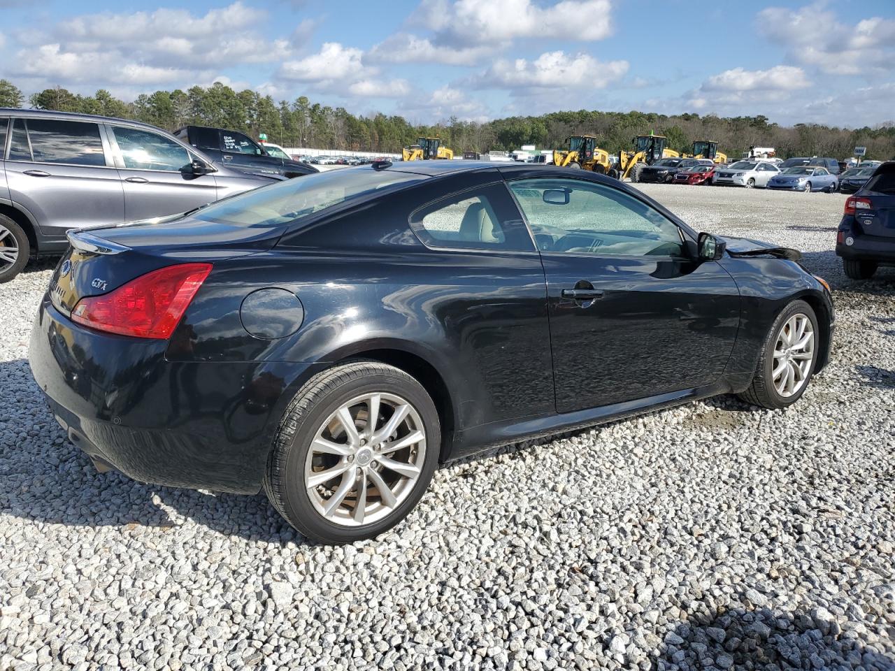 2012 Infiniti G - Image 3