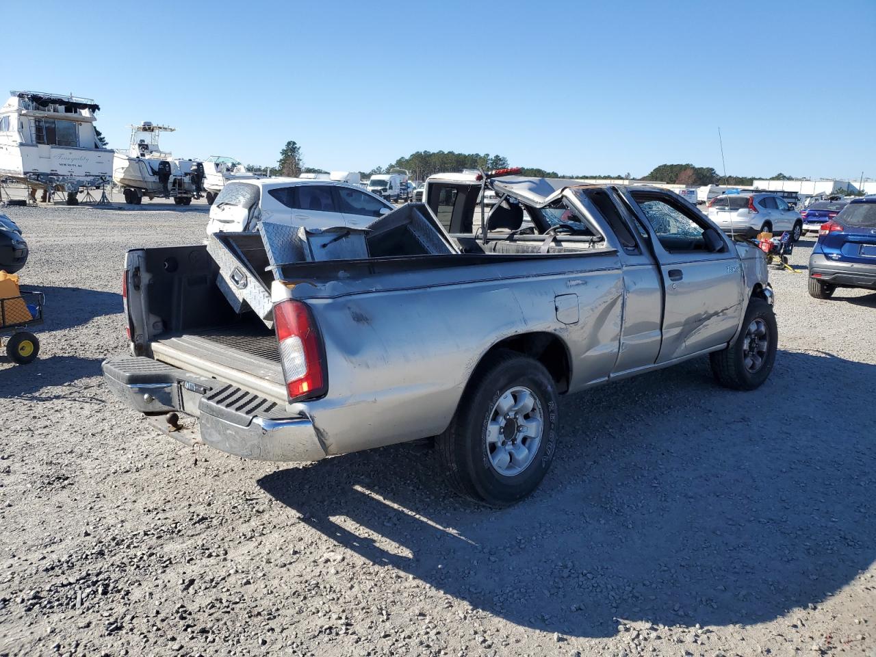 1999 Nissan Navara (Frontier) - Image 3