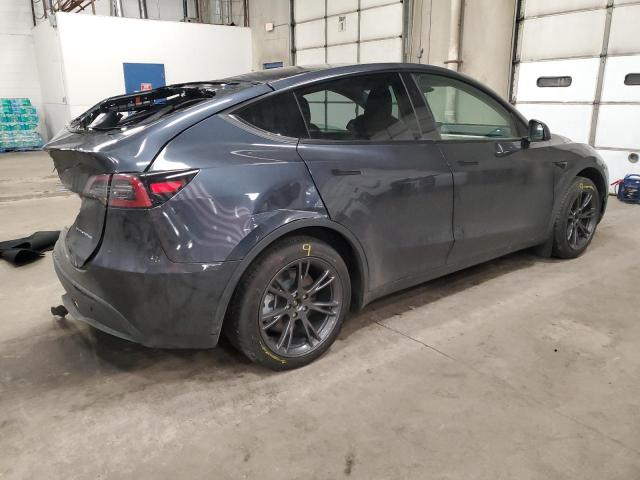  TESLA MODEL Y 2024 Szary