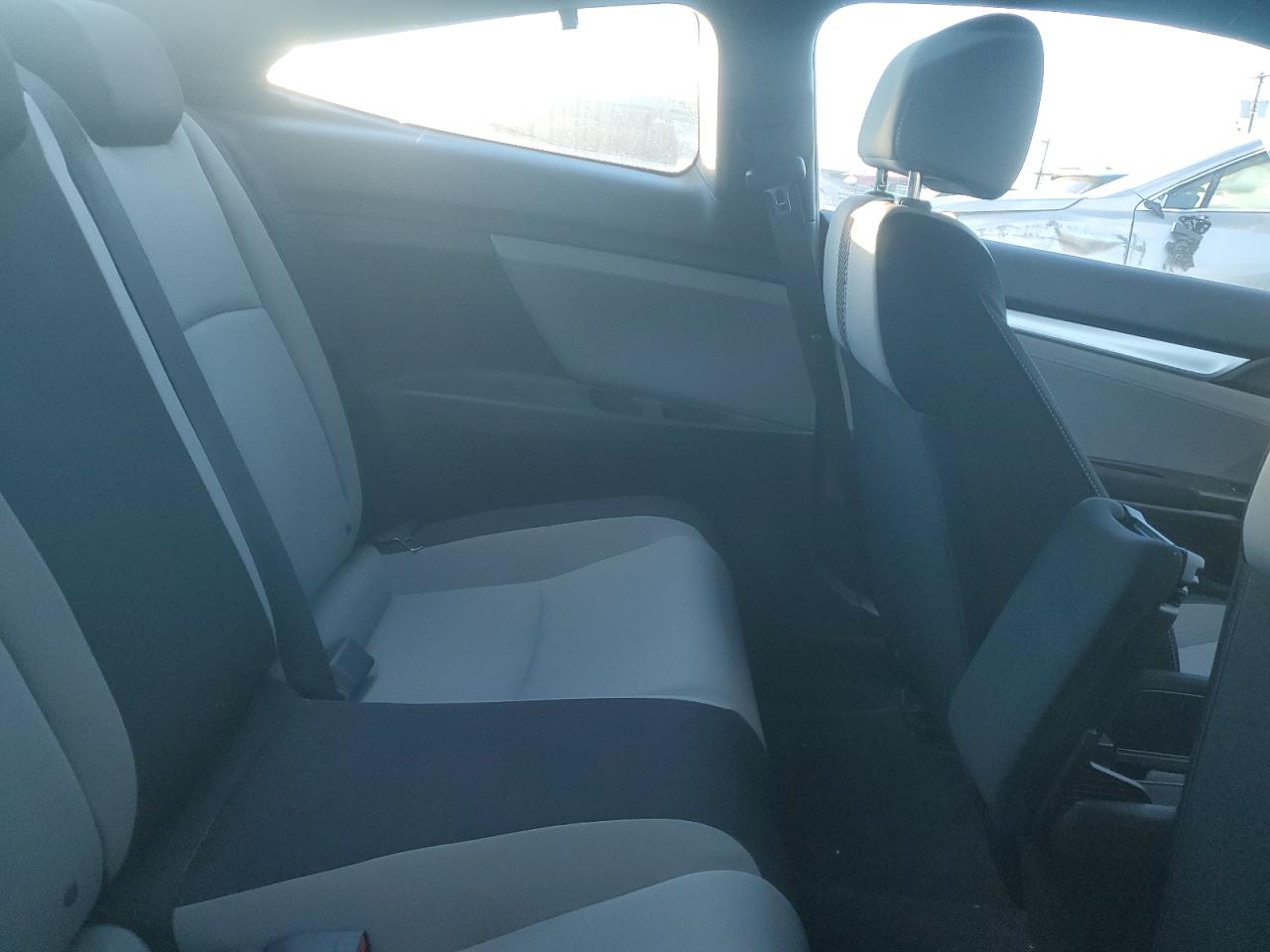 2018 Honda Civic - Image 10