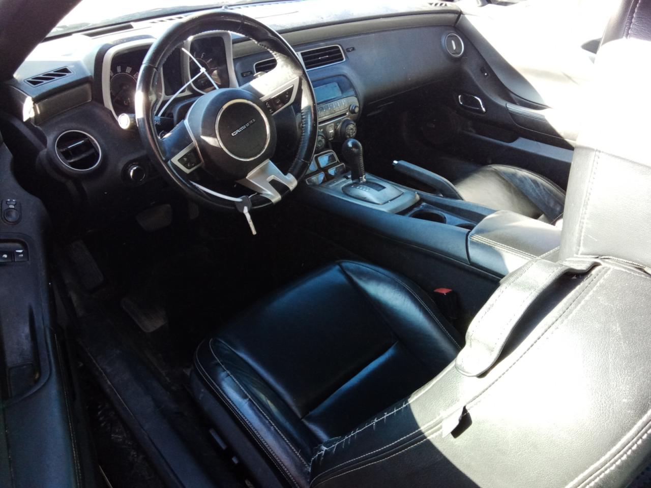 2011 Chevrolet Camaro - Image 8