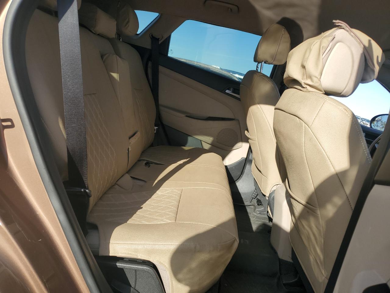 2016 Hyundai Tucson - Image 10