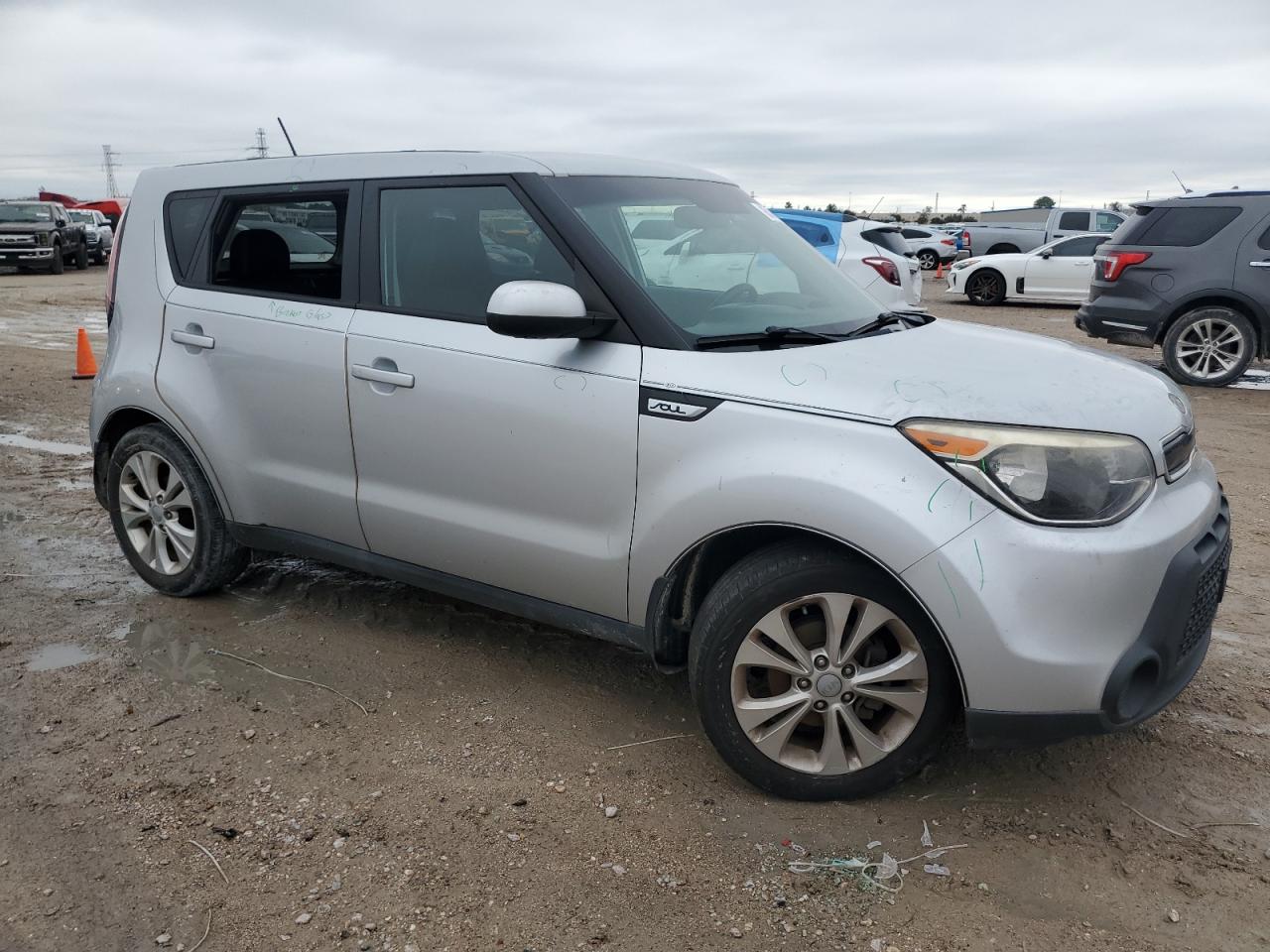 VIN KNDJP3A5XF7753787 2015 KIA SOUL no.4