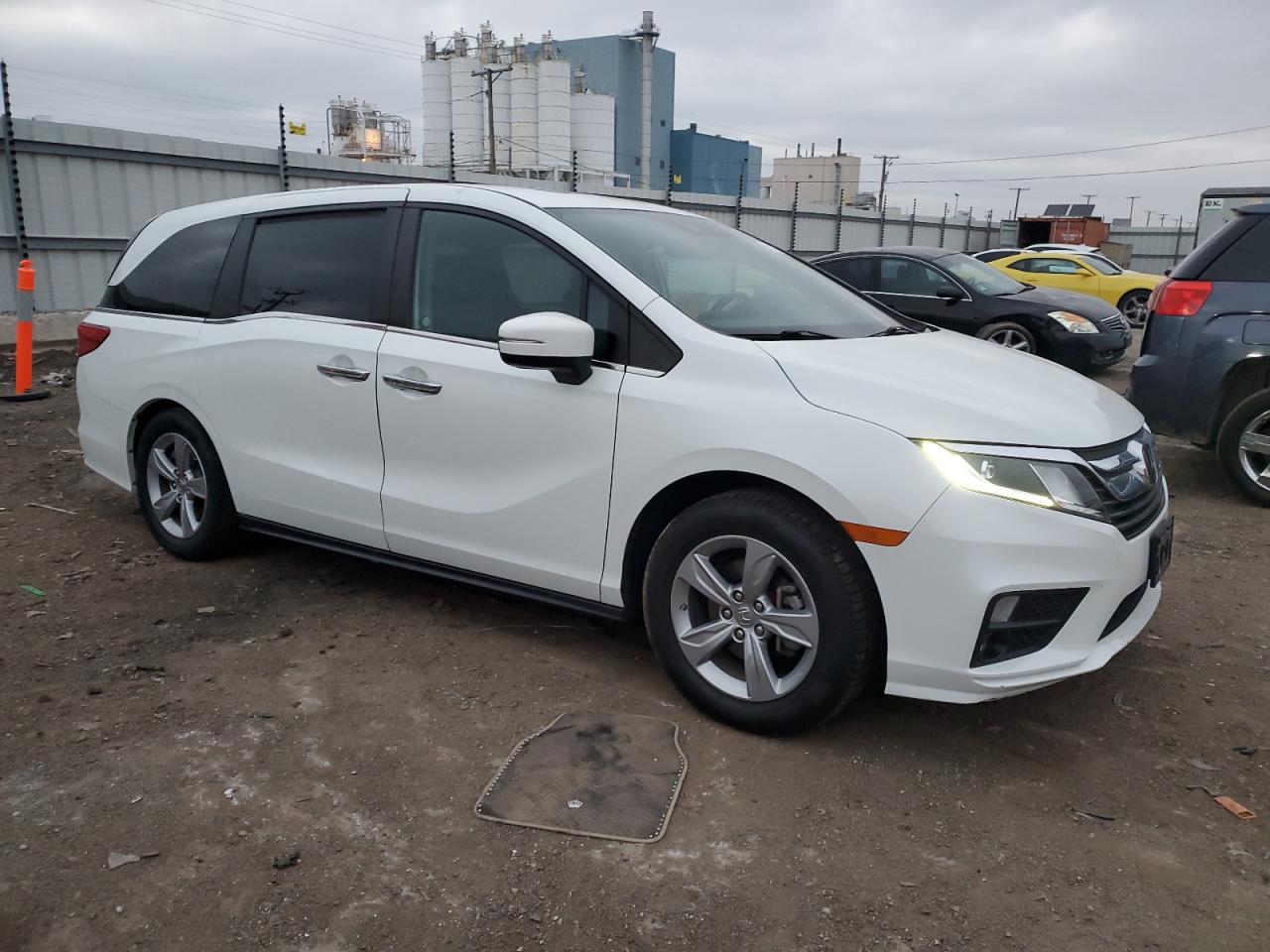 2020 Honda Odyssey - Image 4