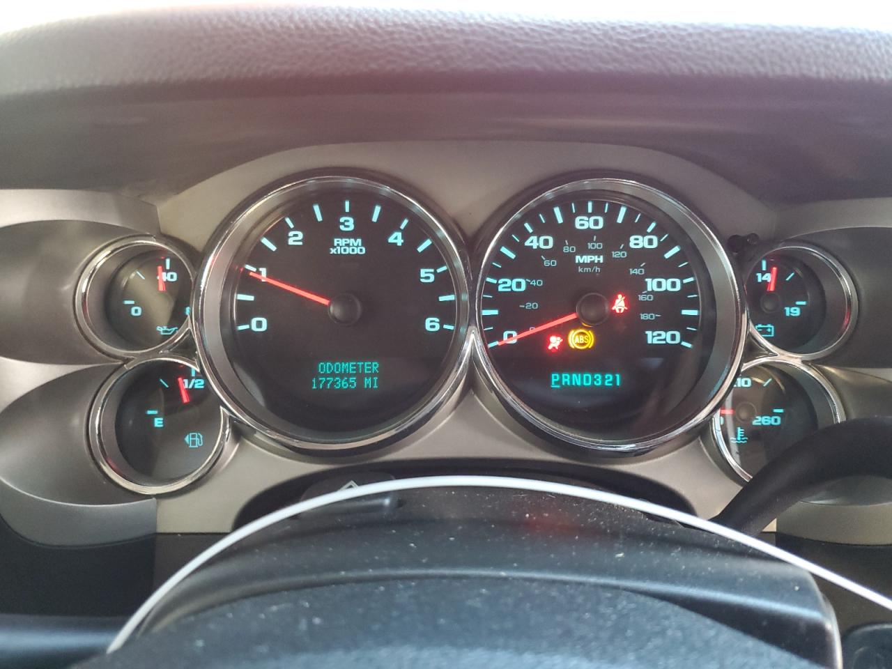 2007 Chevrolet Silverado - Image 9