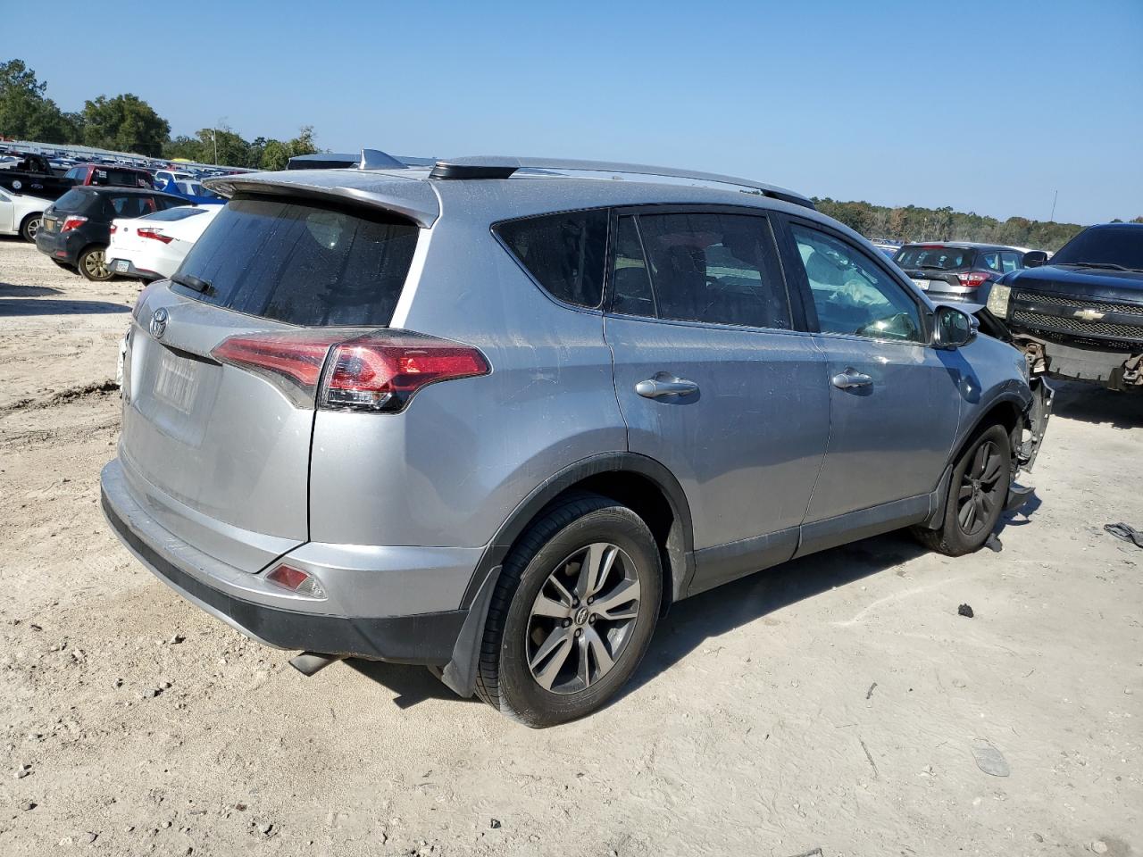 VIN 2T3WFREVXGW264625 2016 TOYOTA RAV4 no.3