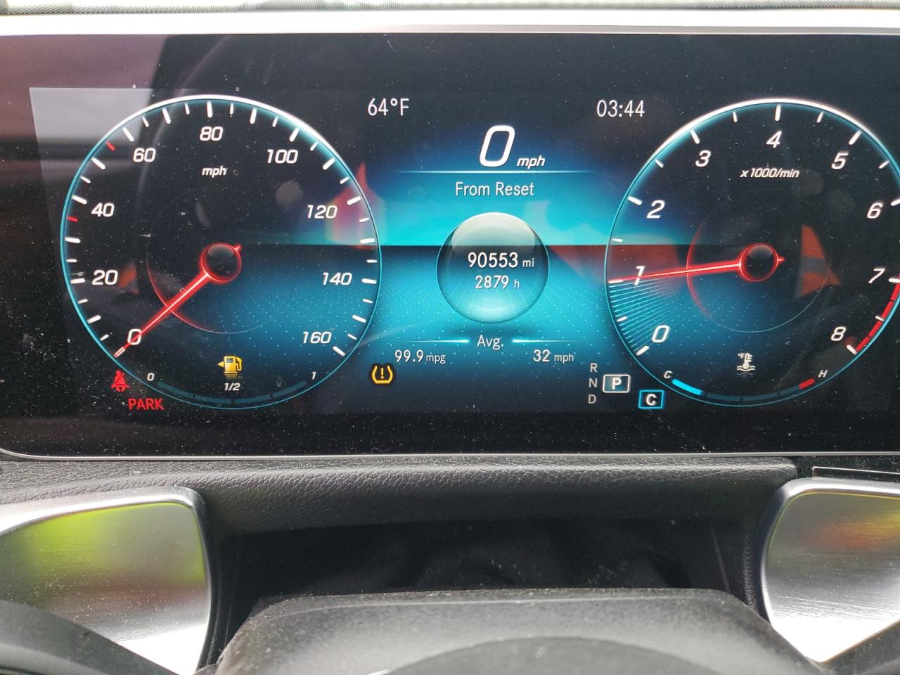 2020 Mercedes-Benz GLB - Image 9