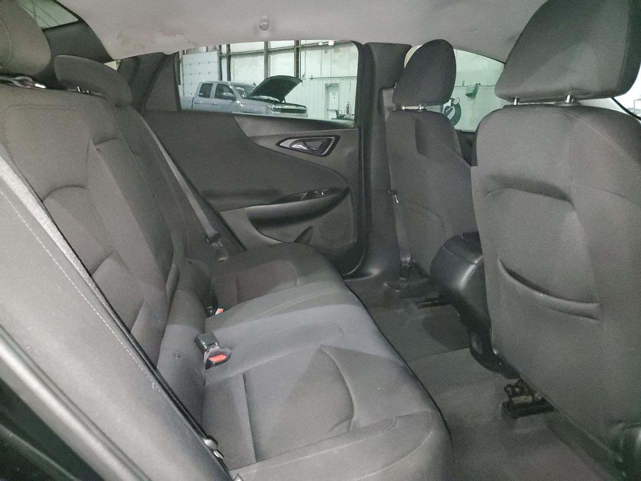 2018 Chevrolet Malibu - Image 10
