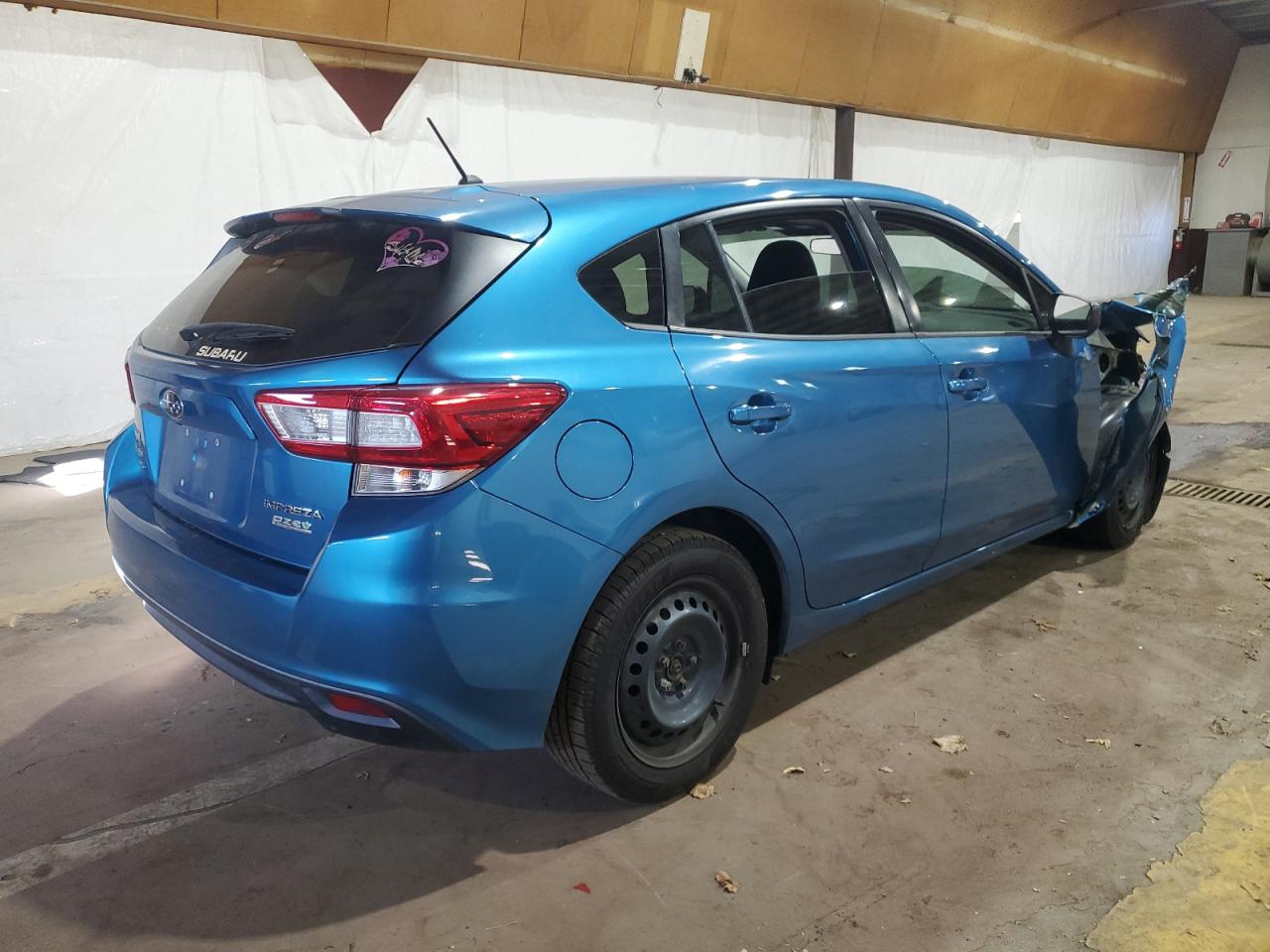 VIN 4S3GTAA64H1716565 2017 SUBARU IMPREZA no.4