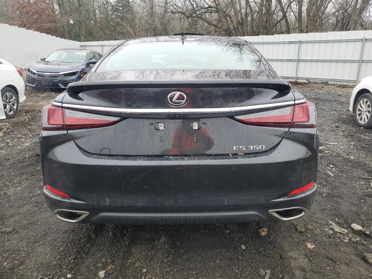 2024 Lexus ES - Image 6