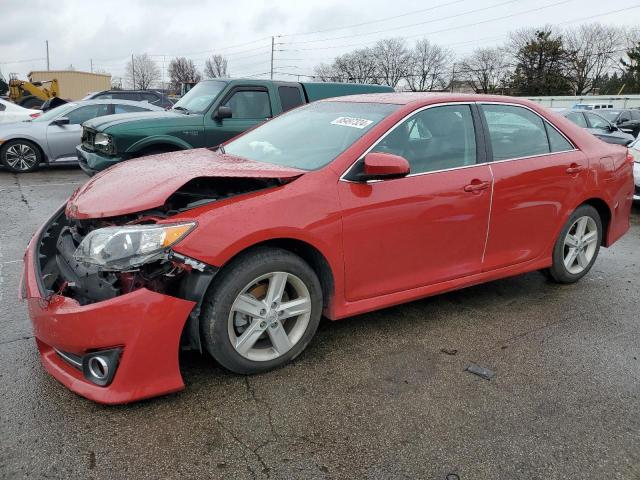  TOYOTA CAMRY 2013 Червоний