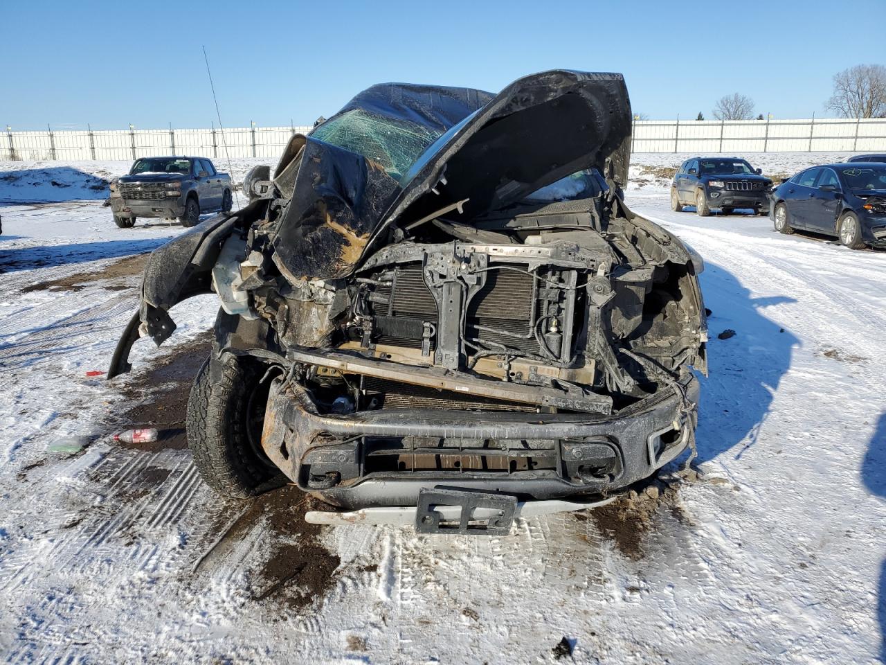 VIN 1N6AA1E50HN567266 2017 NISSAN TITAN no.5