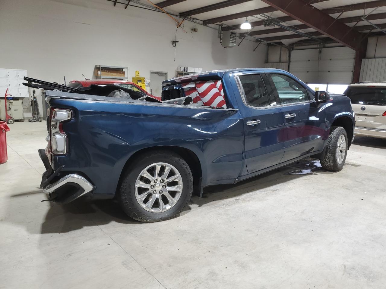 2019 Chevrolet Silverado - Image 3