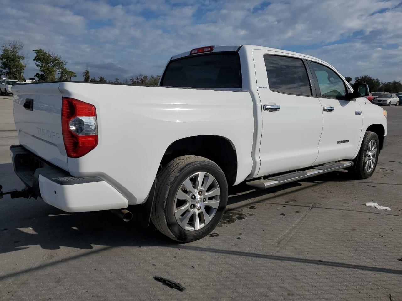 2014 Toyota Tundra - Image 3