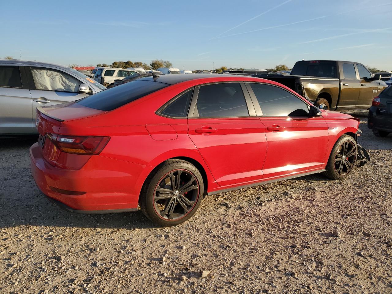 2019 Volkswagen Jetta - Image 3