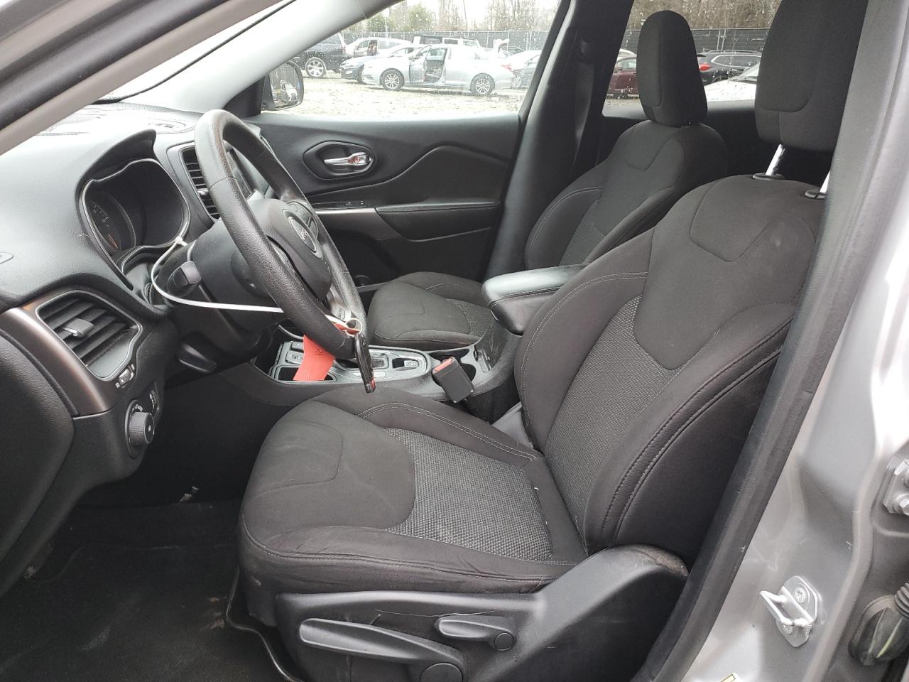 2019 Jeep Grand Cherokee - Image 7