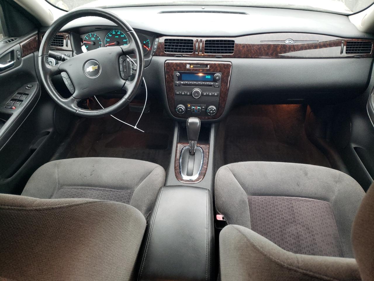 2012 Chevrolet Impala - Image 8